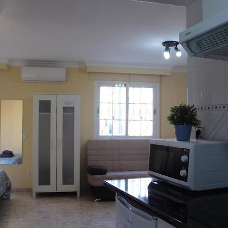 Nice And New Studio With Balcony Close To The City Málaga Exteriör bild